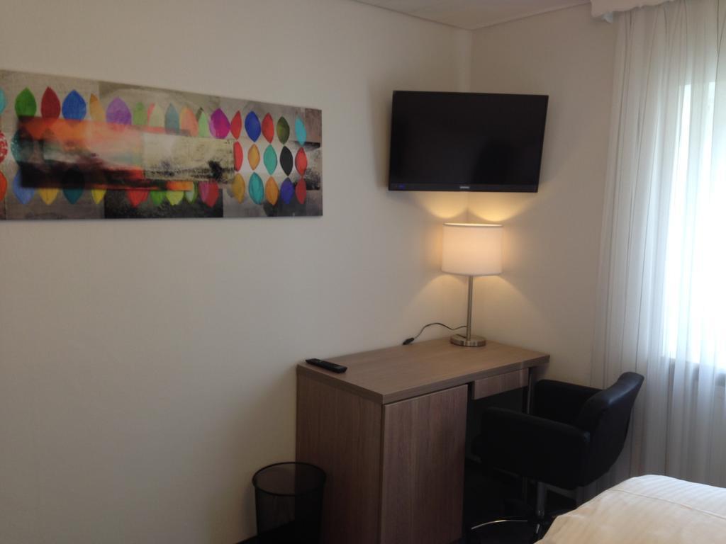 Tankbar'S Hotelchen Heroldsberg Kamer foto